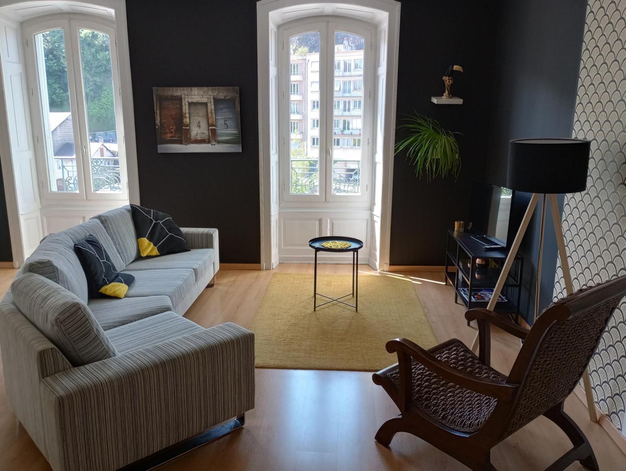Tulle : Bel Appartement Lumineux En Centre Ville Exteriér fotografie